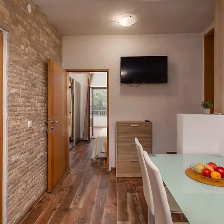 Apartman By The Sea - Cuskijas, Novigrad - 6306 Pridraga