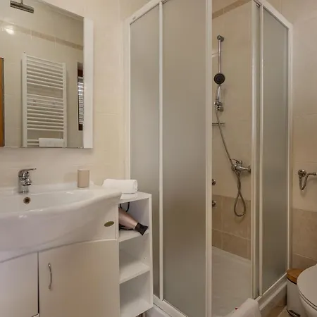 Apartment By The Sea - Cuskijas, Novigrad - 6306